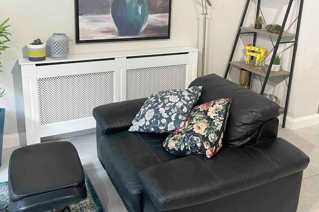 Close To Belfast City Centre.Modern Opened Planned Экстерьер фото